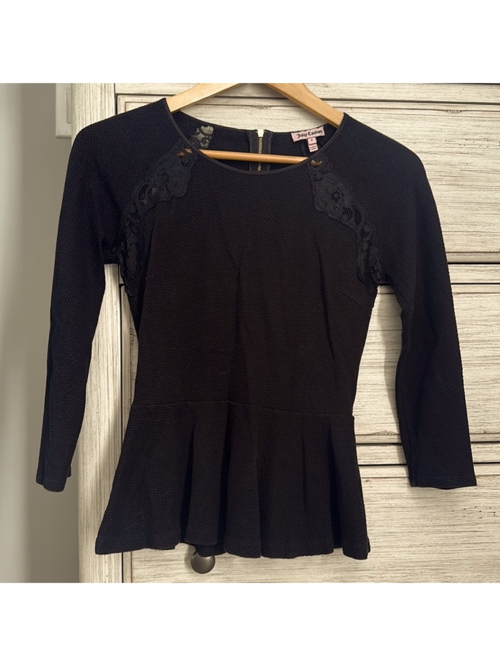 Juicy Contour Zipper Back Peplum Top size 0 Vintage